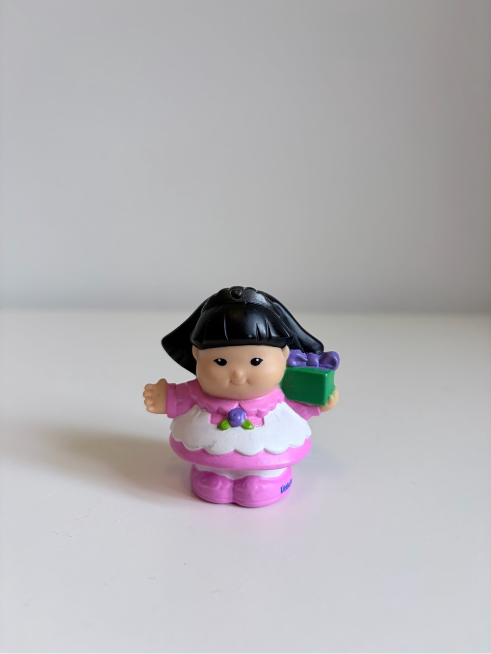 Fisher Price Little People Birthday Sonya